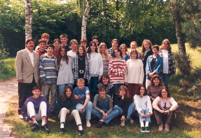 9 c KM 1995